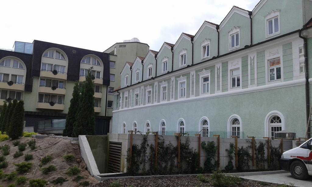 Apartment Park 16 روغاسكا سْلاتِنا المظهر الخارجي الصورة