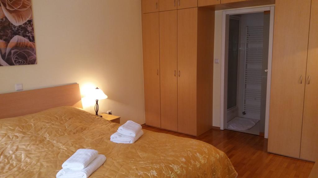 Apartment Park 16 روغاسكا سْلاتِنا المظهر الخارجي الصورة